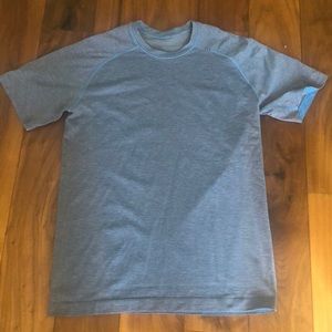 Mens Lululemon shirt size s